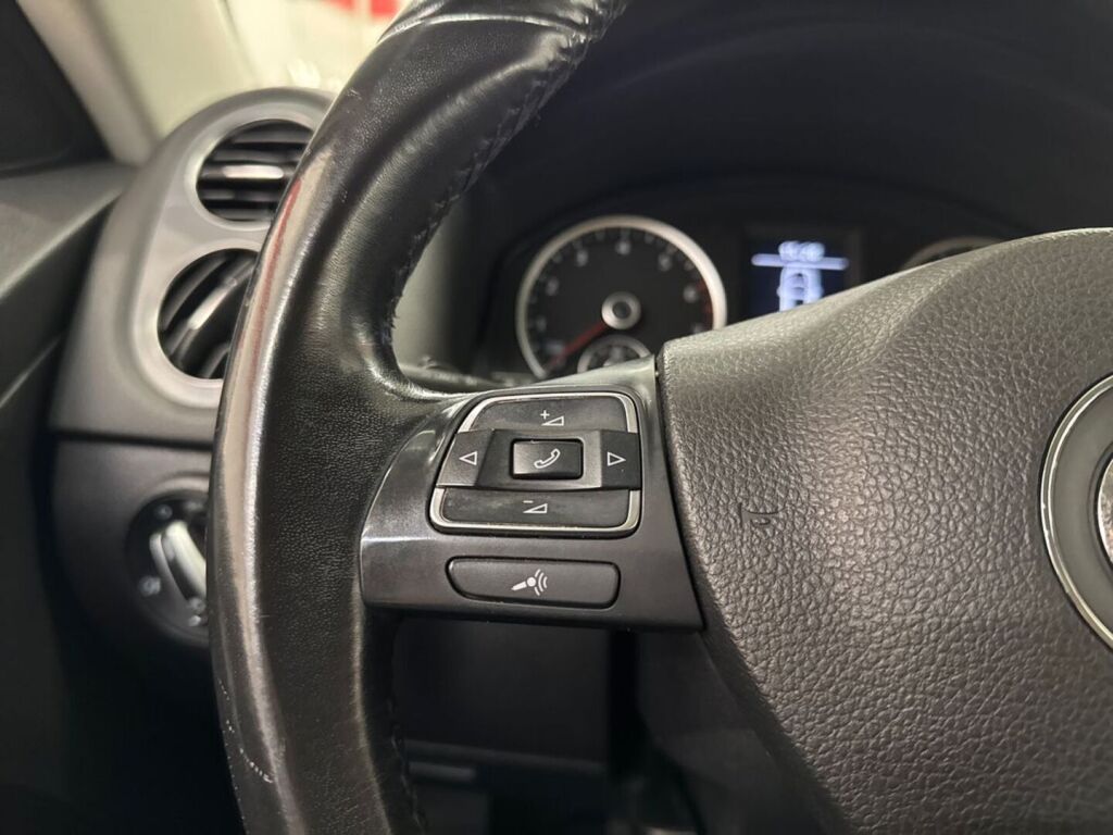 Volkswagen Tiguan 2014 Musta