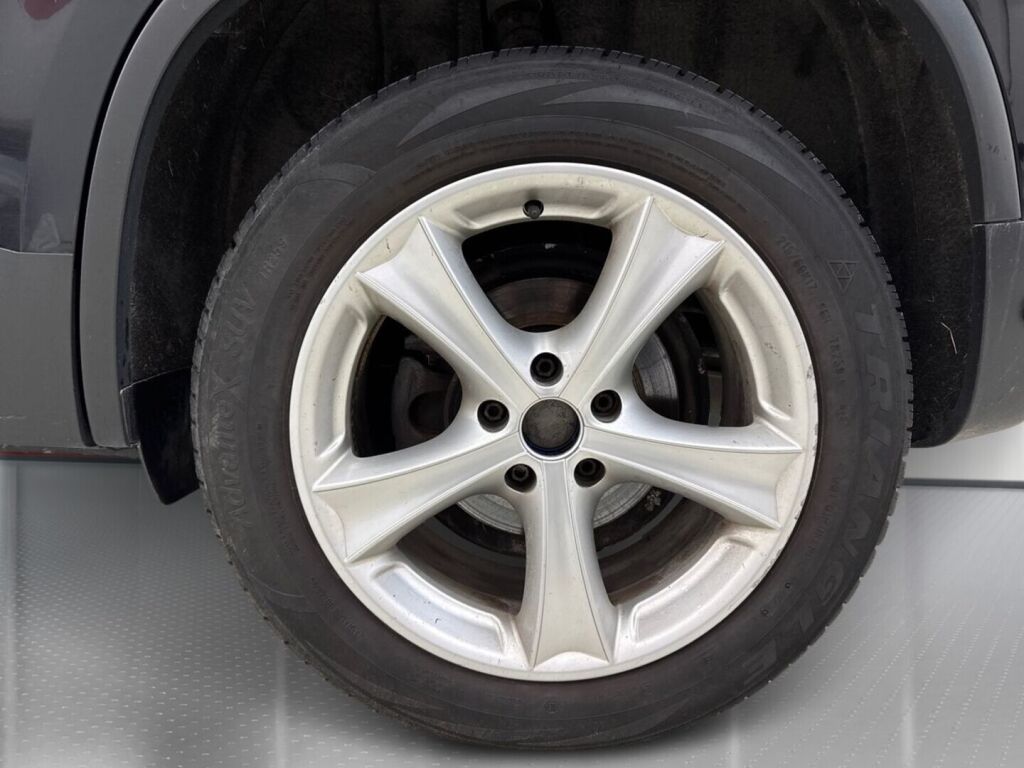 Volkswagen Tiguan 2014 Musta