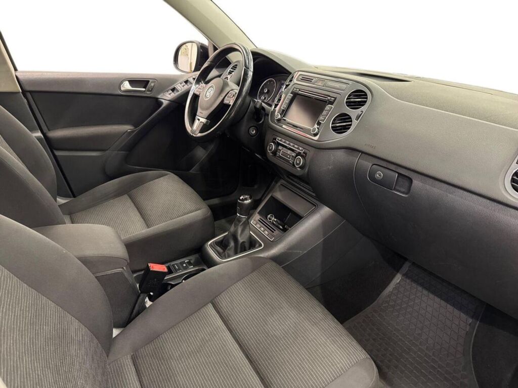 Volkswagen Tiguan 2014 Musta