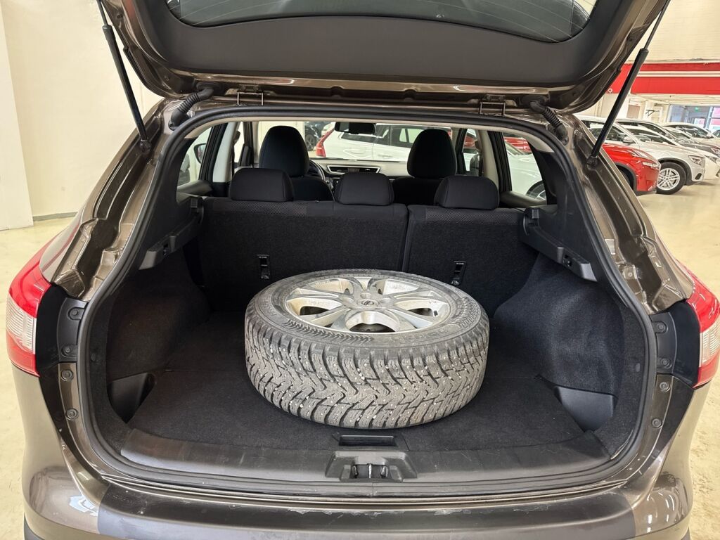 Nissan Qashqai 2014 Ruskea (beige)