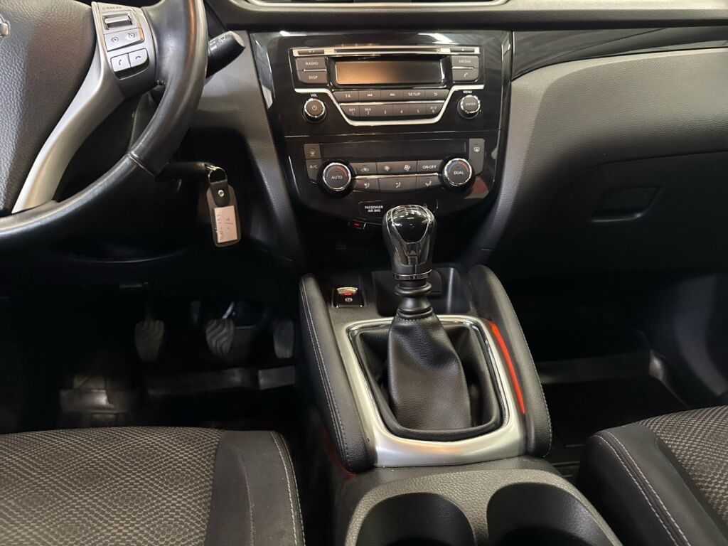 Nissan Qashqai 2014 Ruskea (beige)