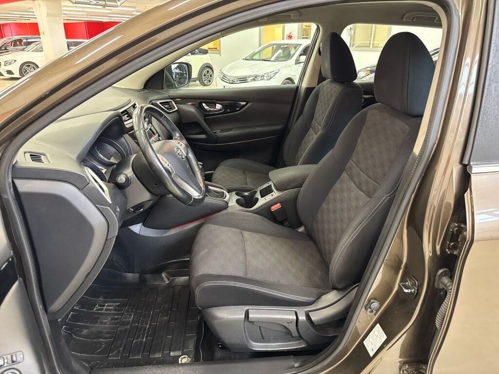 Nissan Qashqai 2014 Ruskea (beige)
