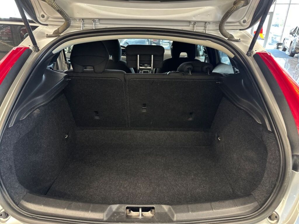 Volvo V40 2014 Harmaa