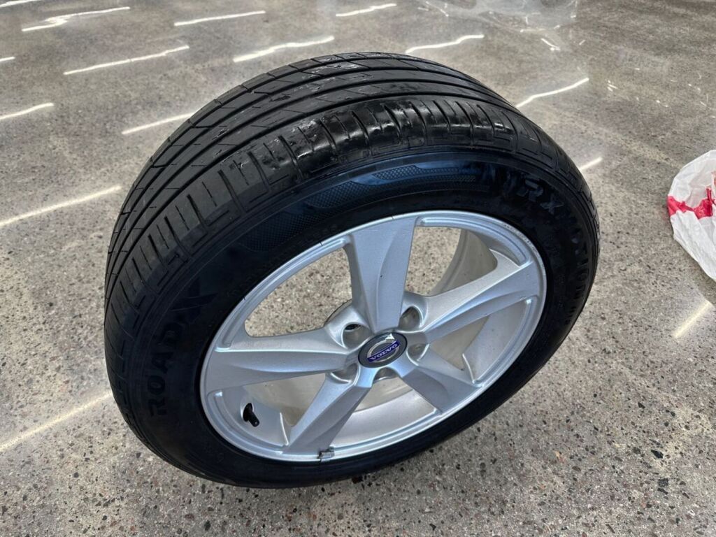 Volvo V40 2014 Harmaa