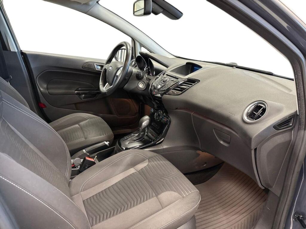 Ford Fiesta 2014 Harmaa
