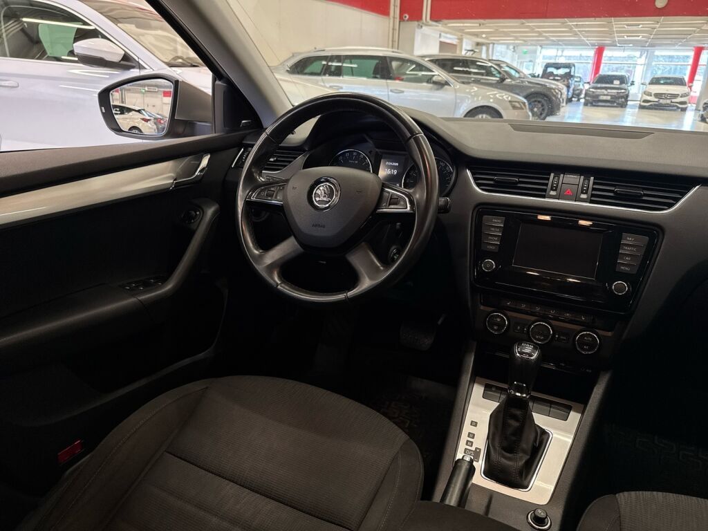 Skoda Octavia 2014 Ruskea (beige)