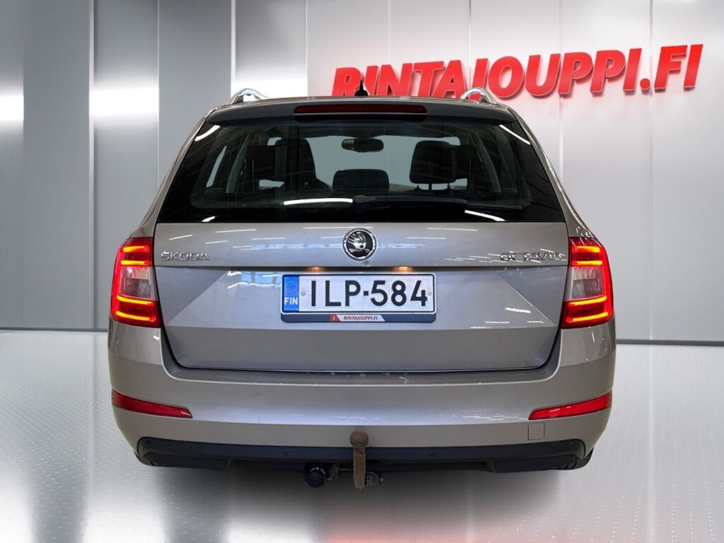 Skoda Octavia 2014 Ruskea (beige)
