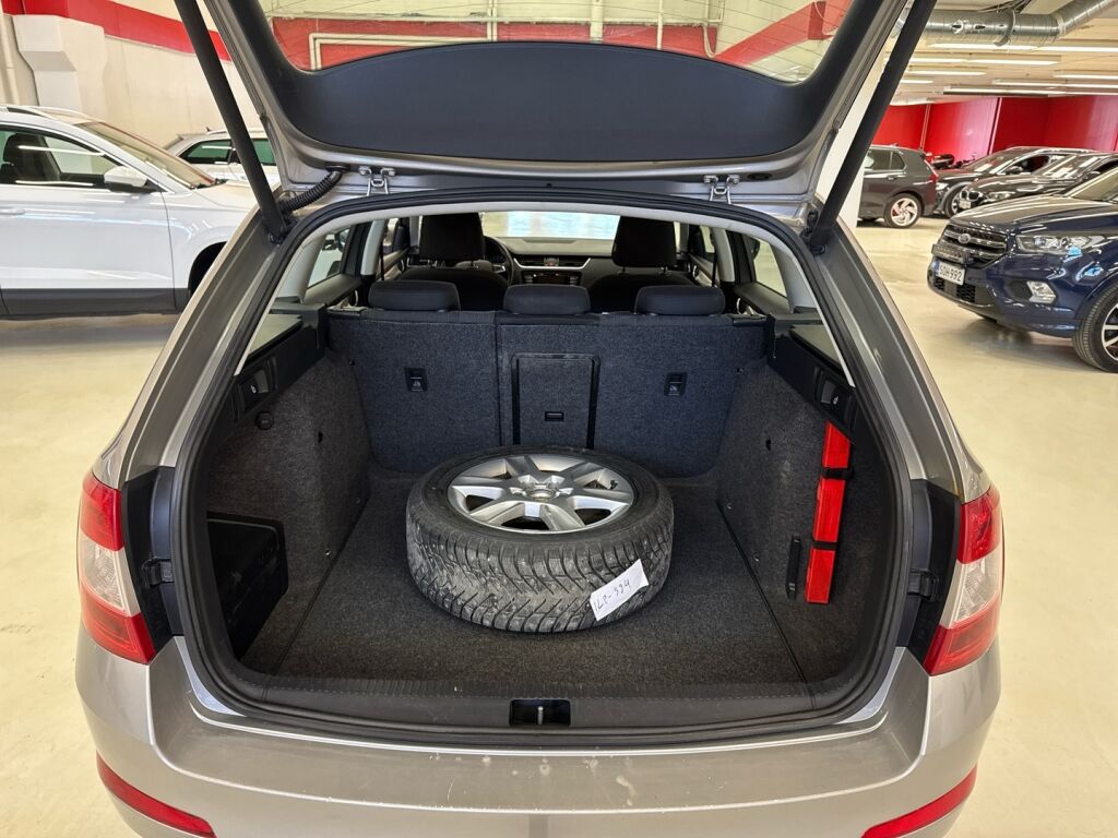 Skoda Octavia 2014 Ruskea (beige)