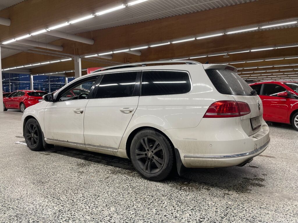 Volkswagen Passat 2014 Valkoinen