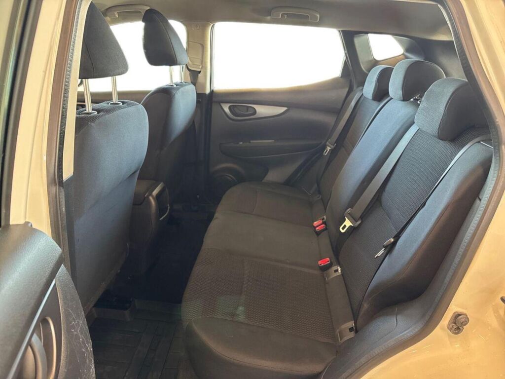 Nissan Qashqai 2014 Valkoinen