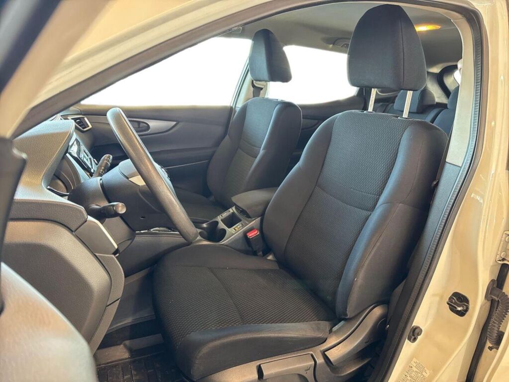 Nissan Qashqai 2014 Valkoinen