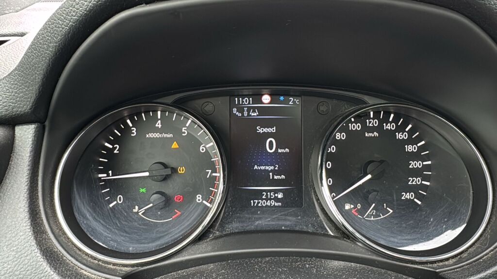 Nissan Qashqai 2014 Punainen