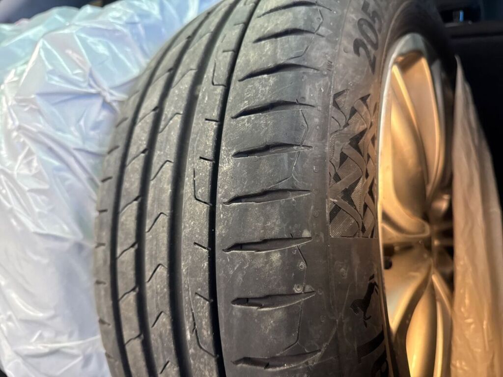 Citroen C4 2014 Musta