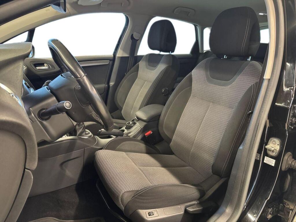 Citroen C4 2014 Musta