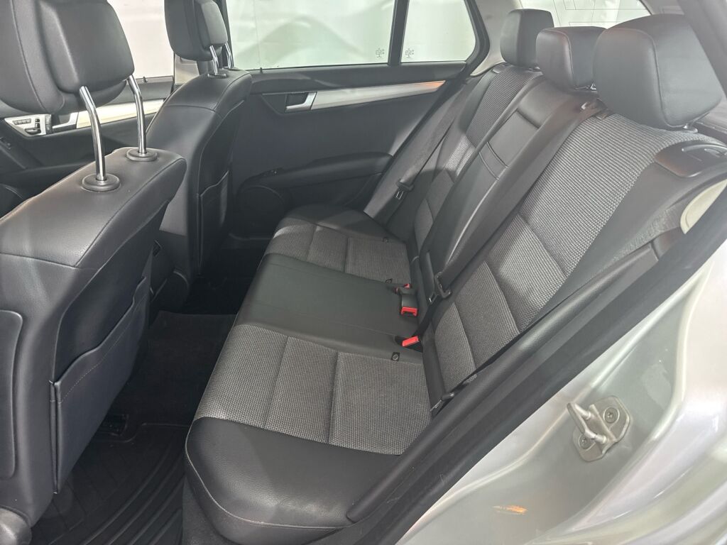 Mercedes-Benz C 2014 Harmaa