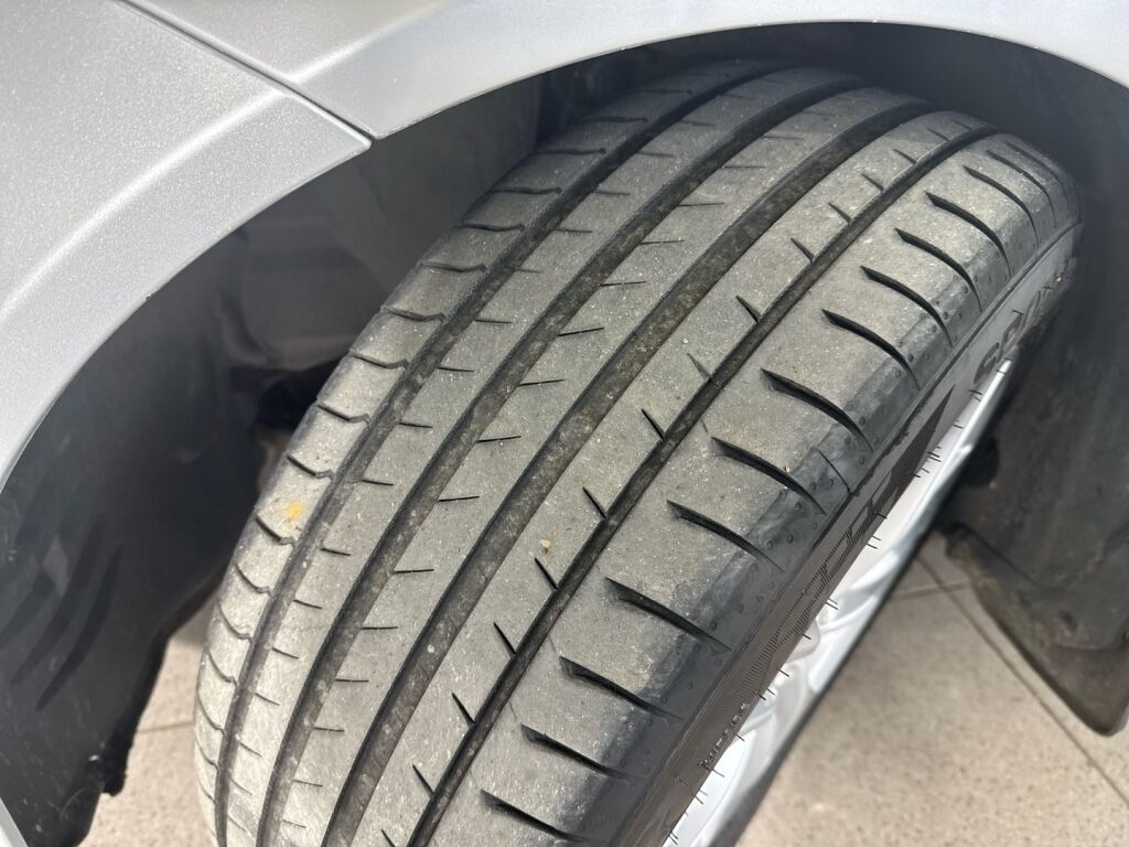 Mercedes-Benz C 2014 Harmaa