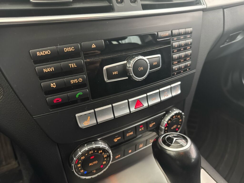 Mercedes-Benz C 2014 Harmaa