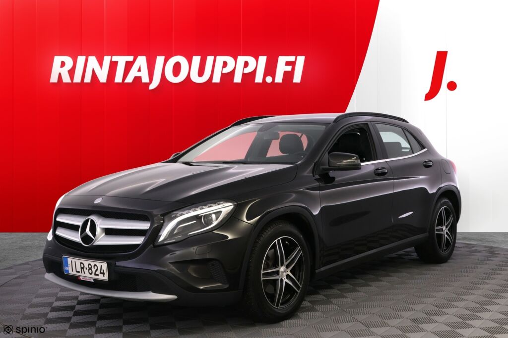 Mercedes-Benz GLA 2015 Musta