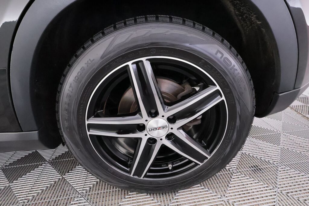 Mercedes-Benz GLA 2015 Musta