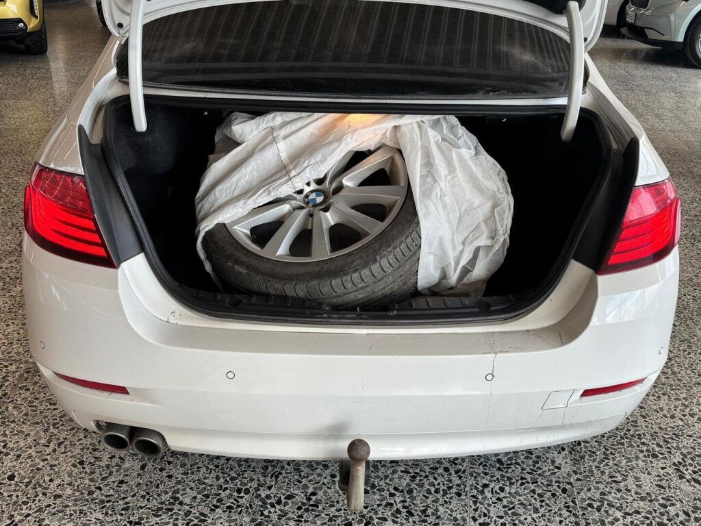 BMW 530 2014 Valkoinen