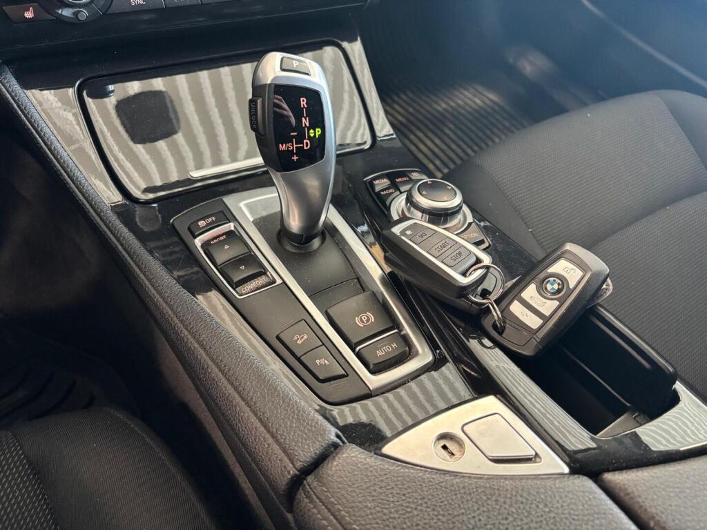 BMW 530 2014 Valkoinen