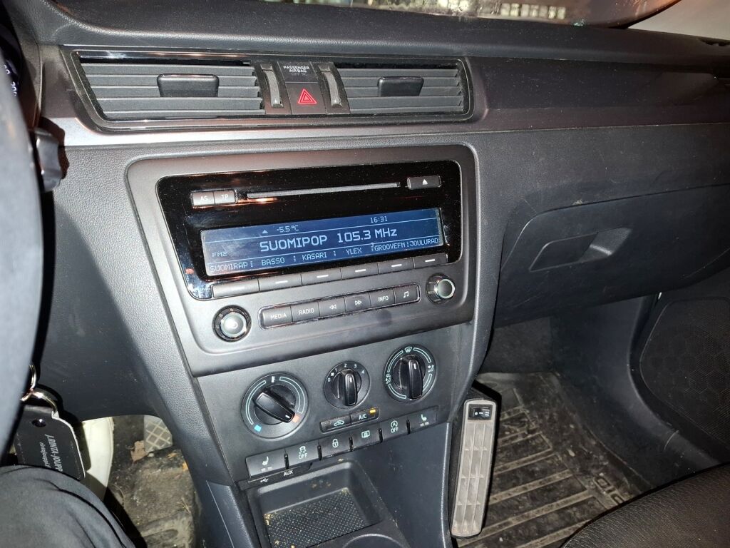 Skoda Rapid 2014 Valkoinen