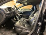 Volvo V40 2015 Musta