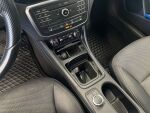 Mercedes-Benz CLA 2015 Punainen