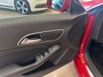Mercedes-Benz CLA 2015 Punainen