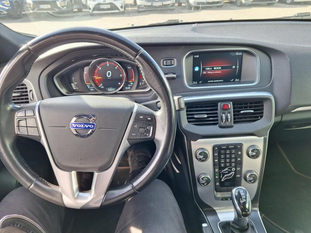 Volvo V40 2015 Sininen