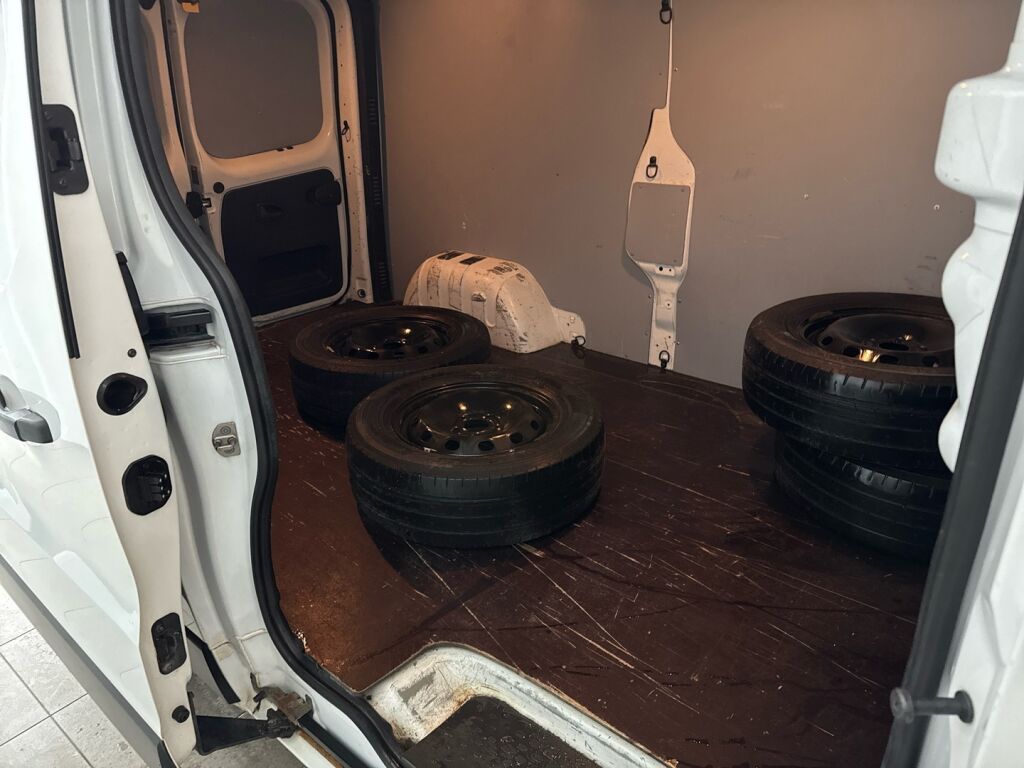 Renault Trafic 2015 Valkoinen