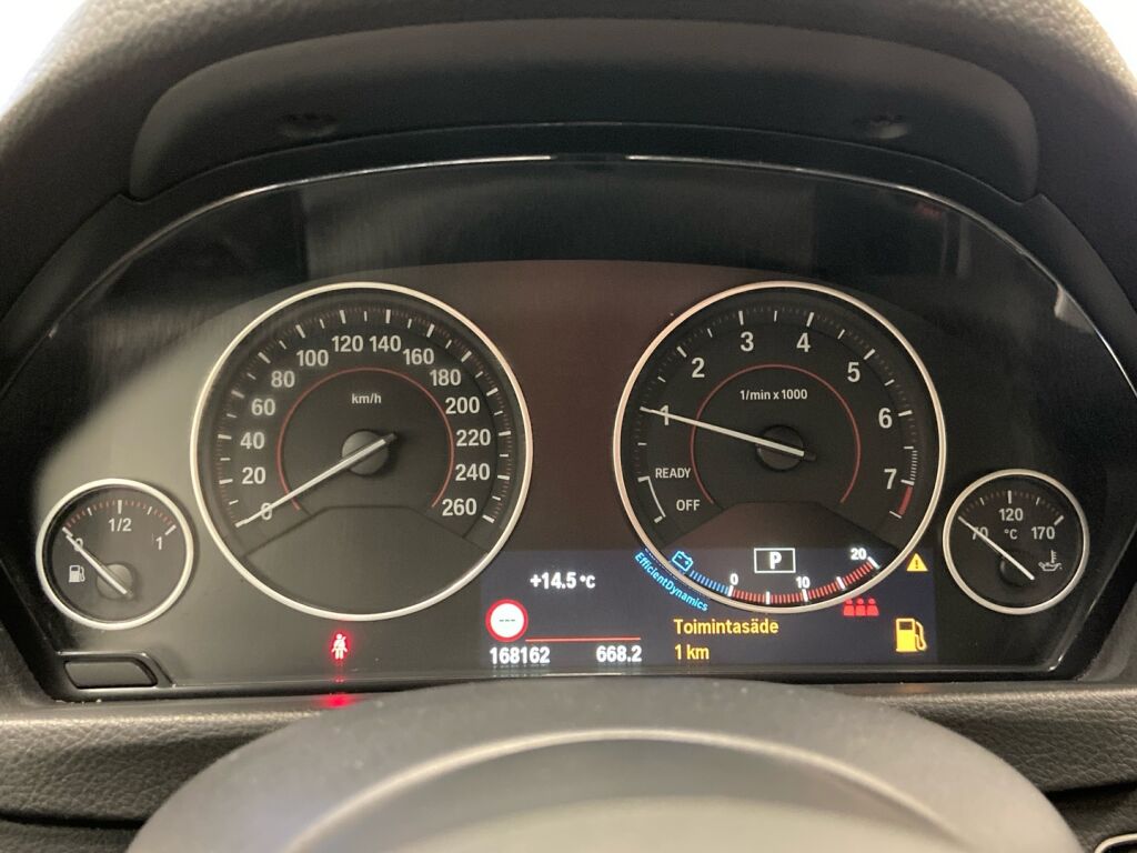 BMW 328 Gran Turismo 2015 Musta