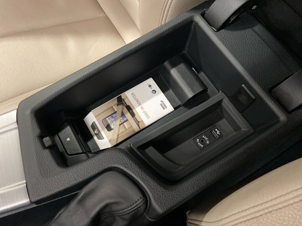 BMW 328 Gran Turismo 2015 Musta