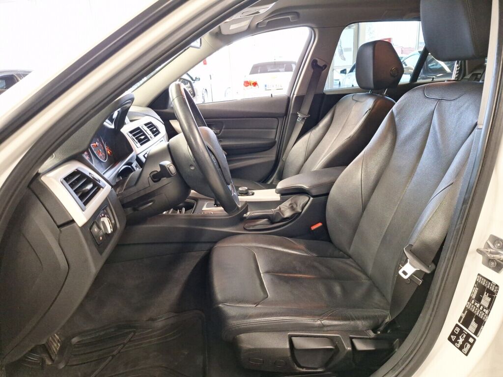 BMW 320 2015 Valkoinen