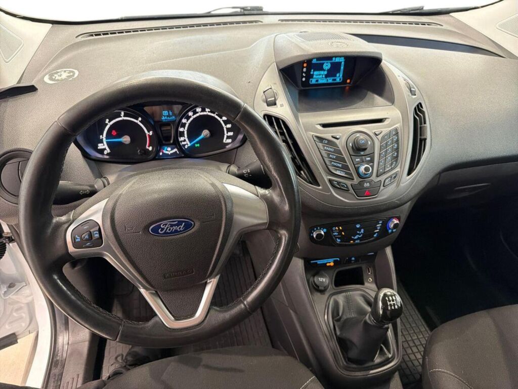 Ford Transit Courier 2015 Valkoinen