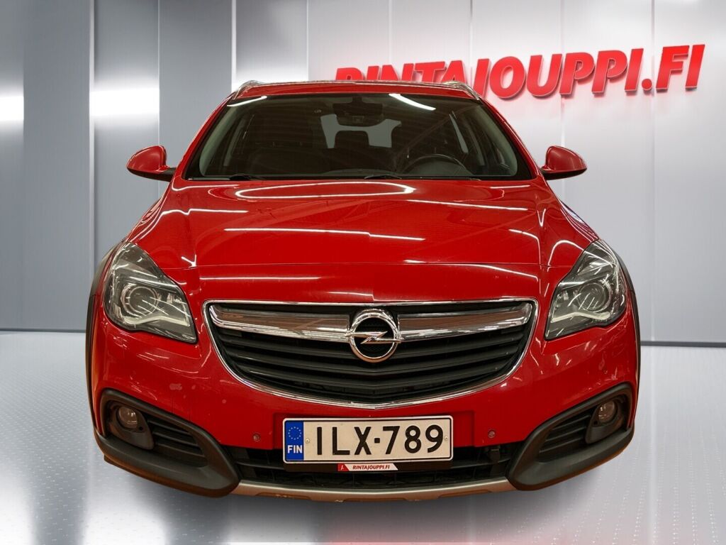 Opel Insignia 2015 Punainen
