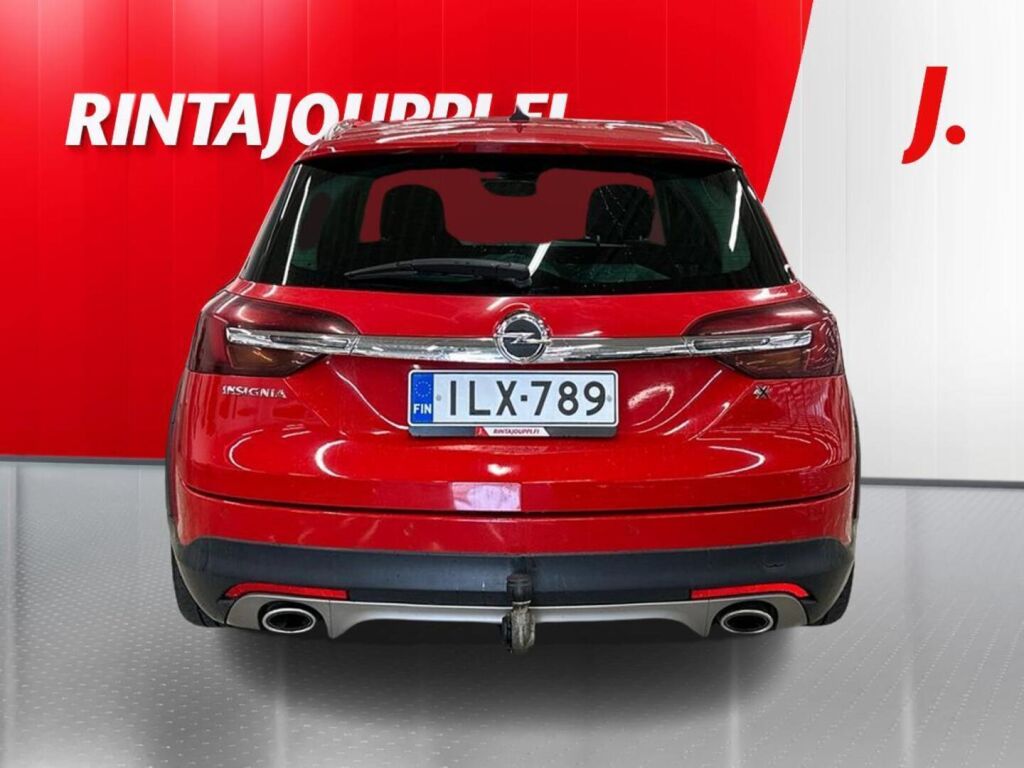 Opel Insignia 2015 Punainen