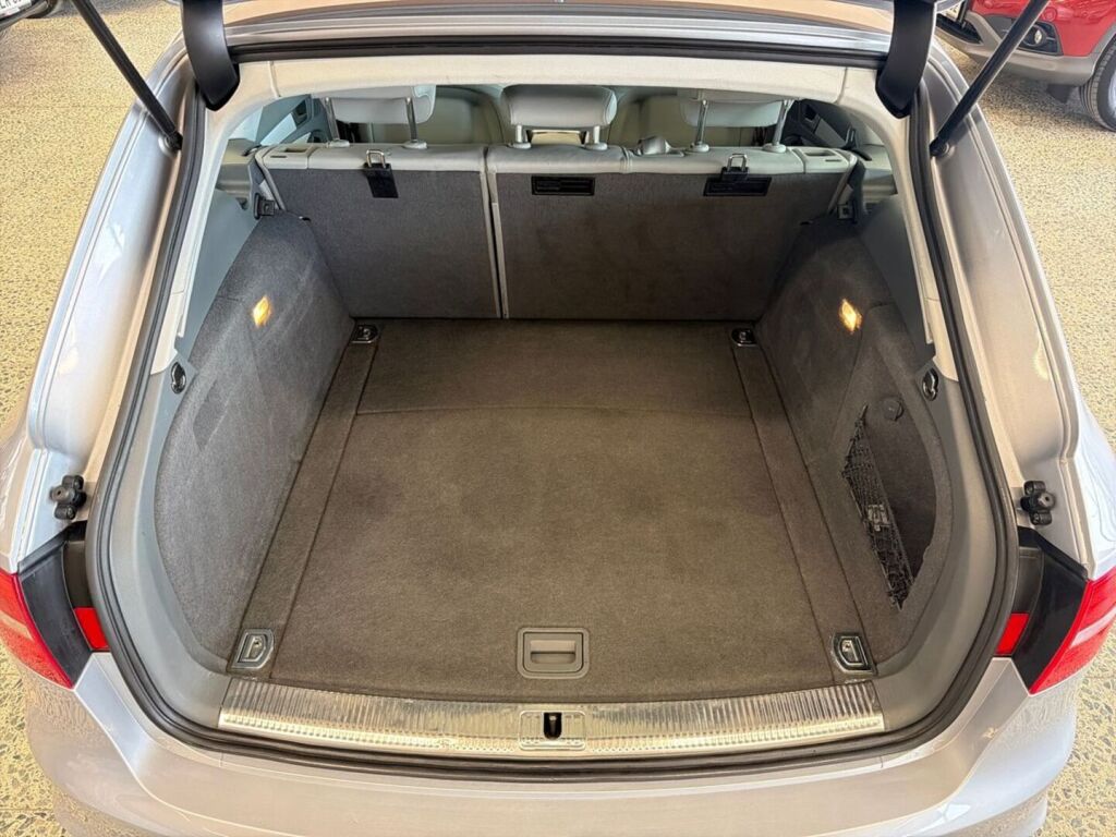 Audi A4 2015 Hopea