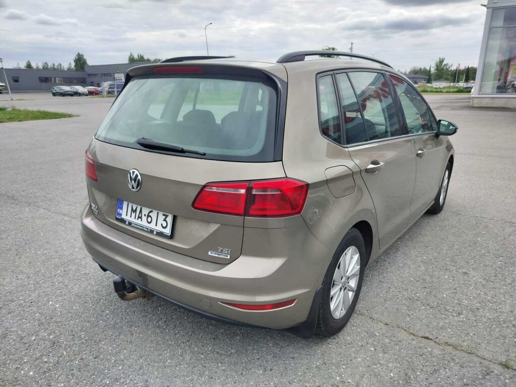 Volkswagen Golf Sportsvan 2015 Ruskea (beige)