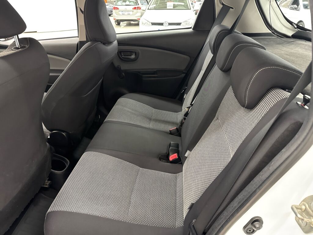 Toyota Yaris 2015 Valkoinen