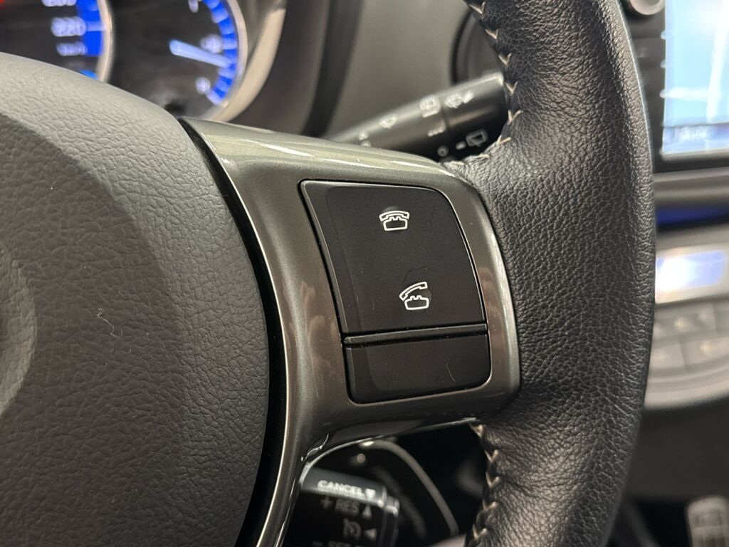 Toyota Yaris 2015 Valkoinen