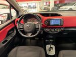 Toyota Yaris 2015 Punainen
