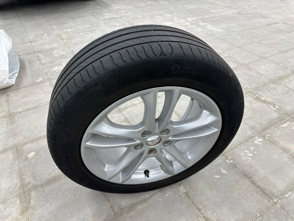 Ford Mondeo 2015 Punainen