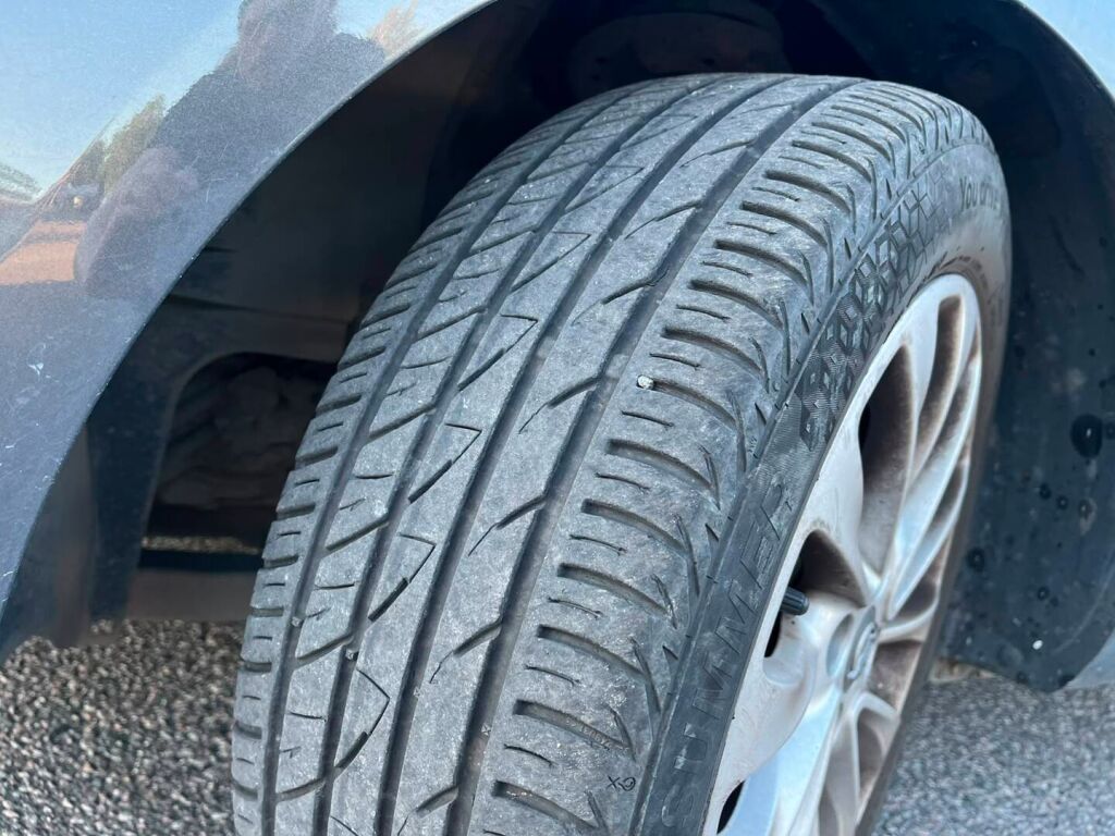 Opel Corsa 2015 Harmaa