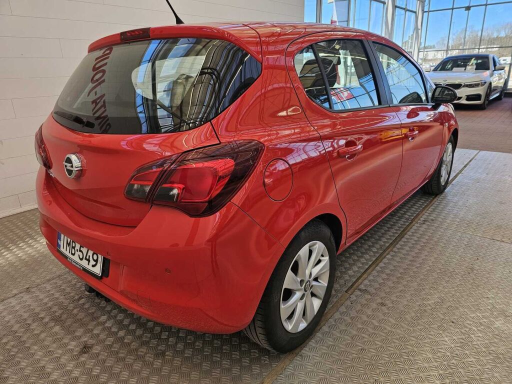 Opel Corsa 2015 Punainen
