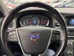 Volvo V60 2015 Punainen