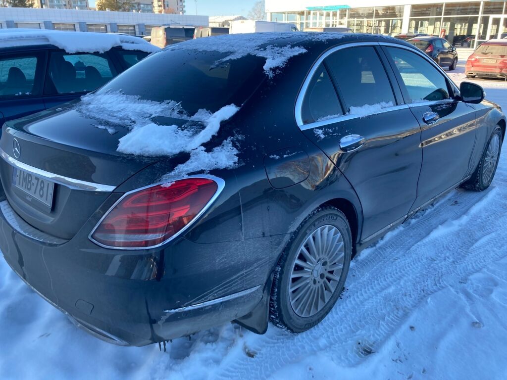 Mercedes-Benz C 2015 Musta