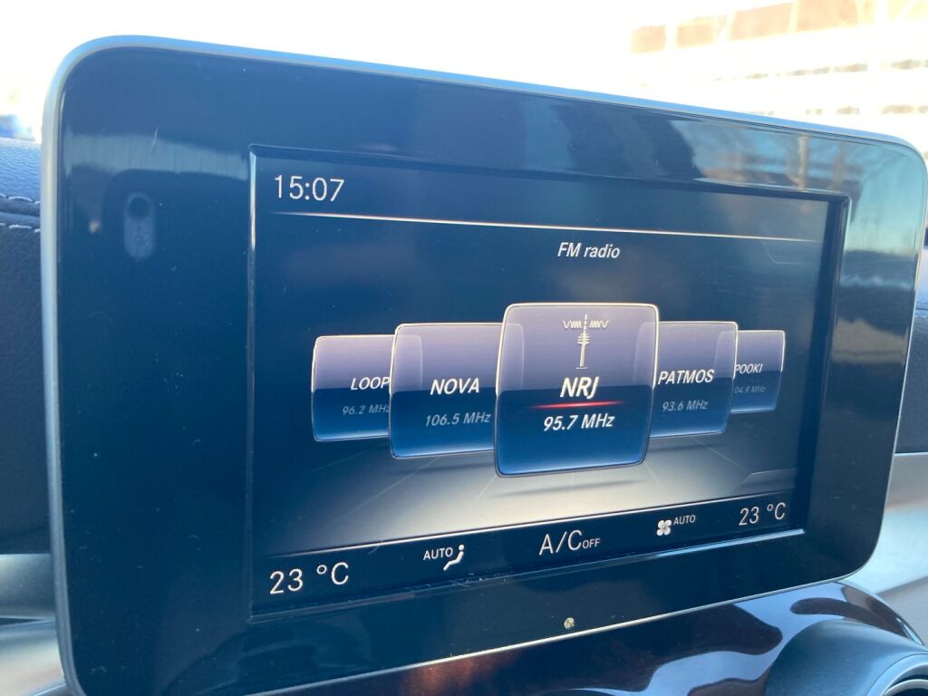 Mercedes-Benz C 2015 Musta