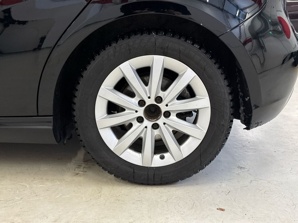 Mercedes-Benz A 2015 Musta