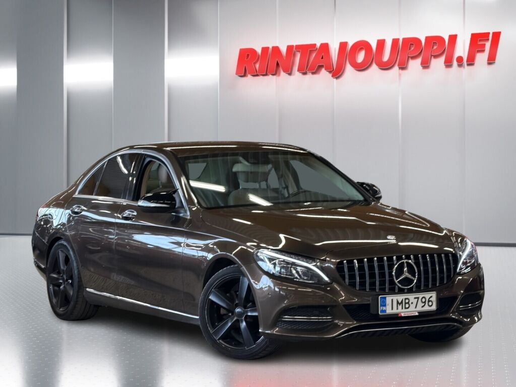 Mercedes-Benz C 2015 Ruskea (beige)